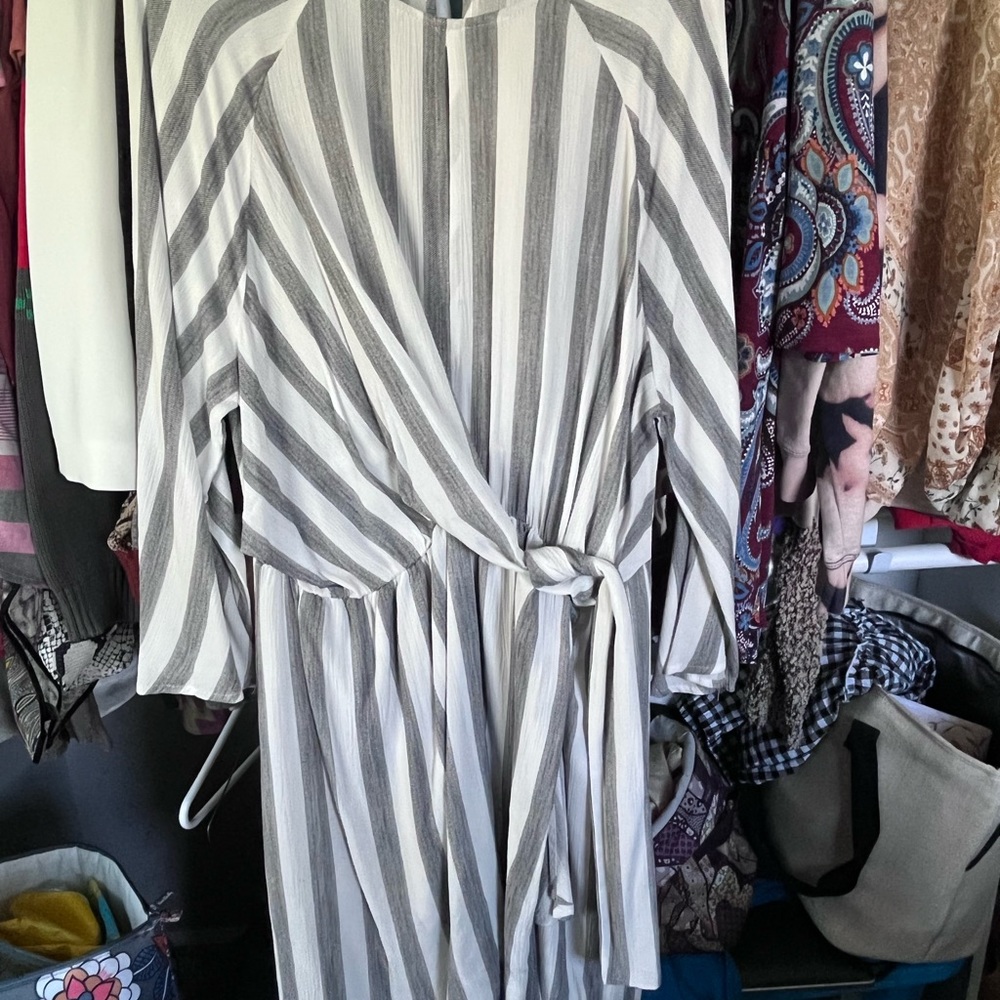 Beautiful Umgee cotton blend dress.
